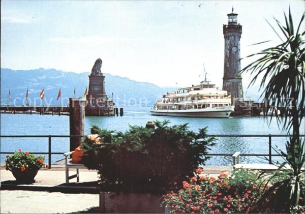 Motorschiffe MS Stuttgart Lindau Bodensee Hafeneinfa