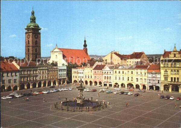 Ceske Budejovice Platz mit Brunnen
