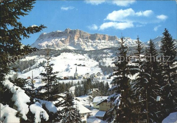 Pedraces  mit Monte Croce