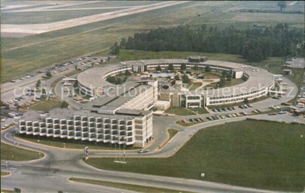 Quebec Aeroport International Pierre-Elliott-T