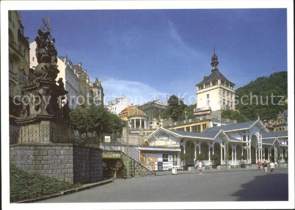 Karlovy Vary Marktquellenkolonnade Schloßturm und Pe