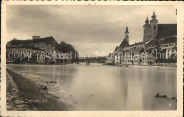 Steyr Enns Oberoesterreich Partie am Fluss