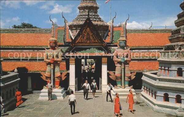 Bangkok Wat Phra Keo Emerald Buddha