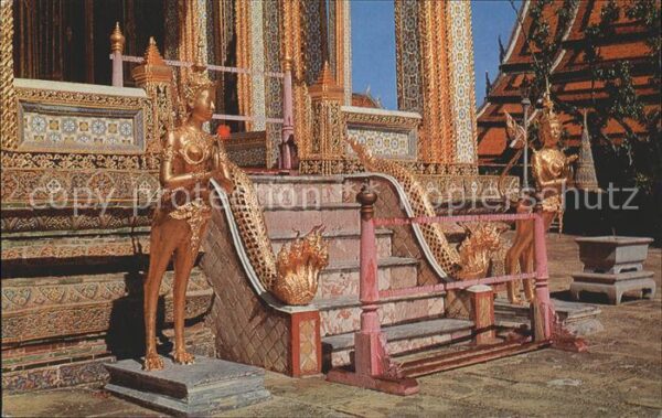 Bangkok Temple of Emerald Buddha