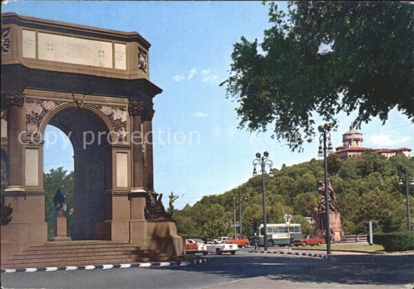 Torino Denkmal Artillerie Monte Cappucinni