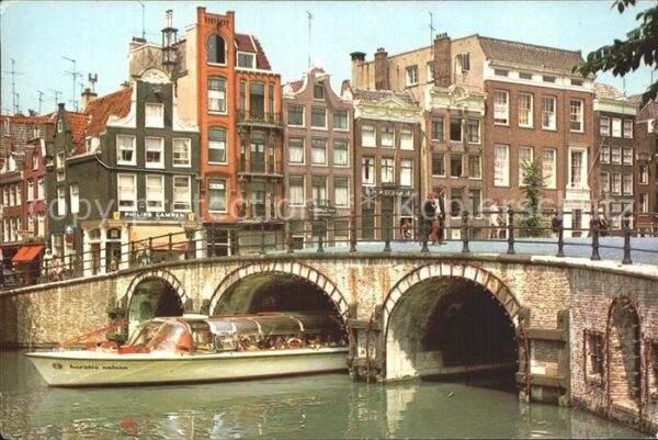 Amsterdam Niederlande Torensluis Brücke nit dem Krachtenschif