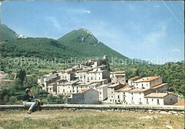 Civitella Alfedena Veduta Paesi del Parco nazionale d_Abru