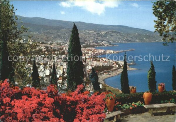 Sanremo Panorama Küste Blumen