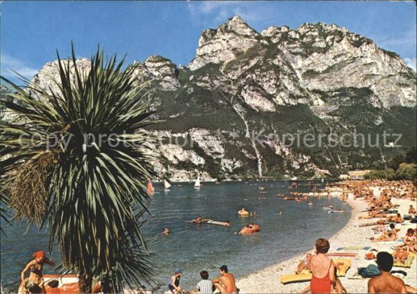 Riva del Garda Strandleben am Gardasee