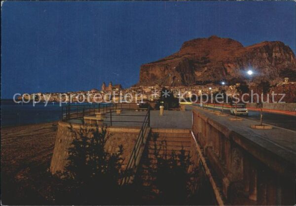 Cefalu Panorama notturno