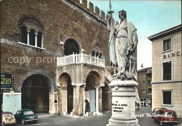 Treviso Piazza Indipendenza Monumento Unabhängi