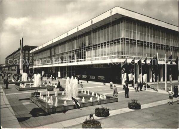 Dresden Kulturpalast Wasserspiele