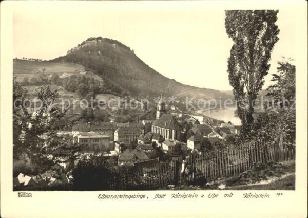 Koenigstein Saechsische Schweiz Ortsansicht mit Kirche Festung Elbe Elb