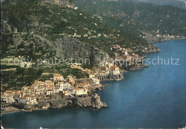 Amalfi e Costiera veduta aerea