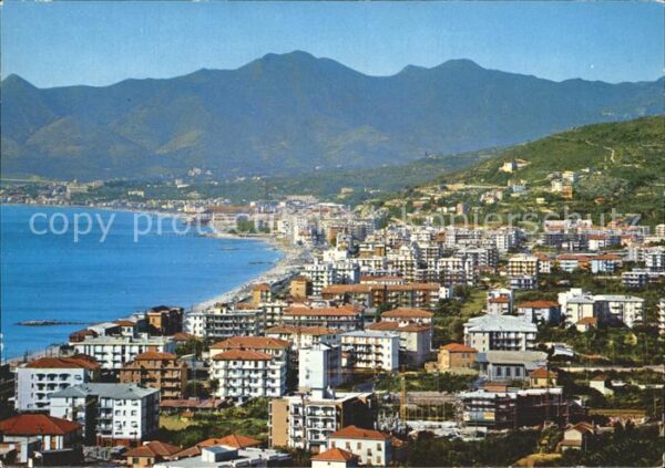 Pietra Ligure Panorama Küste Berge