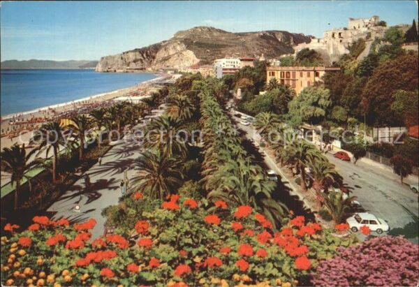 Finale Ligure Passeggiata Strand Promenade