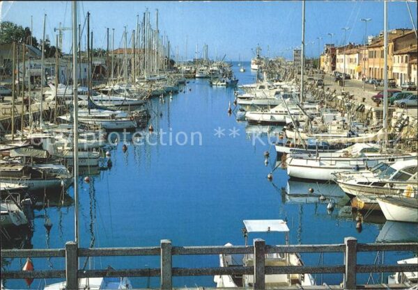 Pesaro Porto canale Hafen Kanal Segelyachten