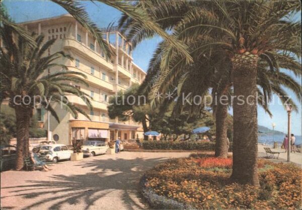 ALASSIO Savona Liguria IT Passeggiata a mare Hotel Mediterranee R
