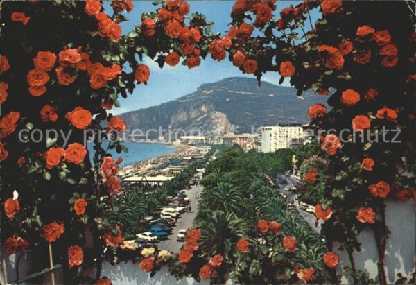 Finale Ligure Viale delle Palme e spiaggia Strand Ros