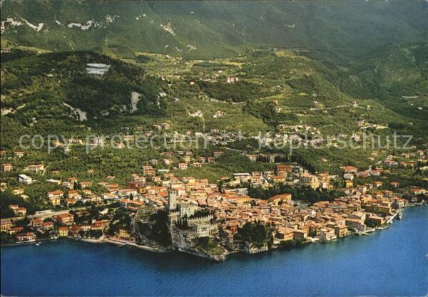 Malcesine Lago di Garda Gardasee Fliegeraufnahme