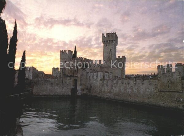 Sirmione Lago di Garda Castello scaligero Schloss Gardasee