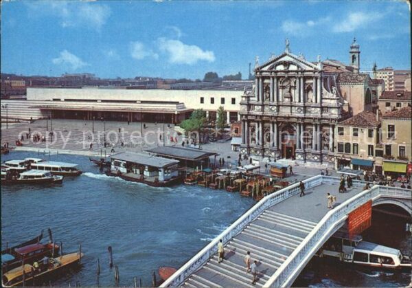 Venezia Venedig Stazione di Santa Lucia Bahnhof Kanal