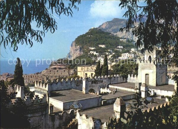 Capri Il Castiglione visto da Tragara