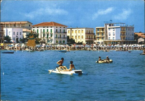 Bellaria Spiaggia e alberghi visti dal mare Stra