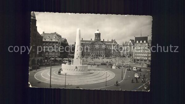 Amsterdam Niederlande Dam met Koninklijk Paleis en Nationaal
