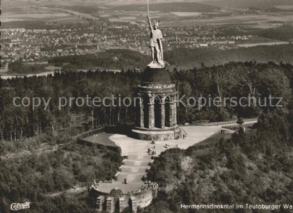 Teutoburgerwald Hermannsdenkmal Fliegeraufnahme