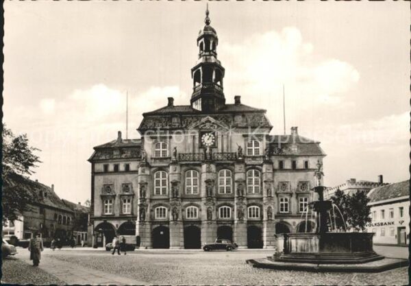 Lueneburg Rathaus Brunnen