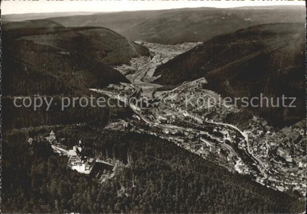 Wildbad Schwarzwald mit Sommerberg Fliegeraufnahme