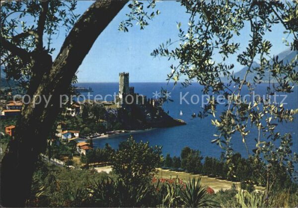 Malcesine Lago di Garda Il castello Scorcio panoramico