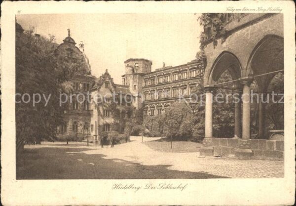 Heidelberg Neckar Der Schlosshof