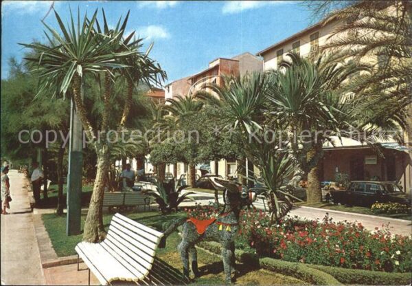 Finale Ligure Passeggiata a mare Riviera delle Palme