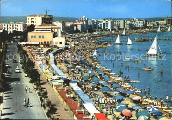 Cattolica Rimini Lungomare e spiaggia Strand Promenade