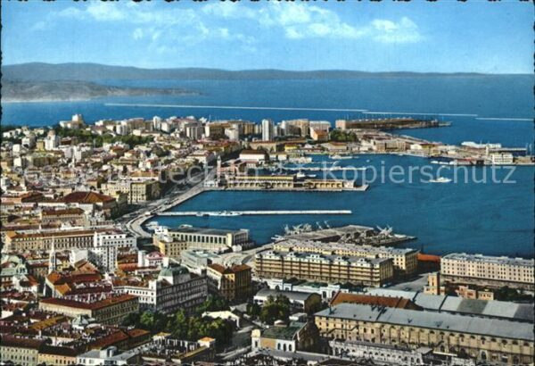 Trieste Panorama Porto Hafen