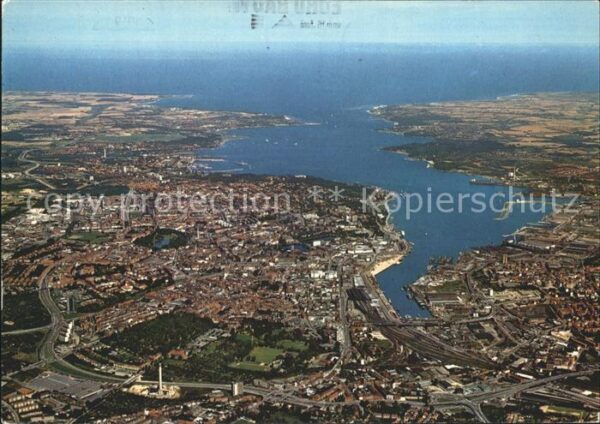Kiel Stadt und Förde mit Ostsee Fliegeraufna