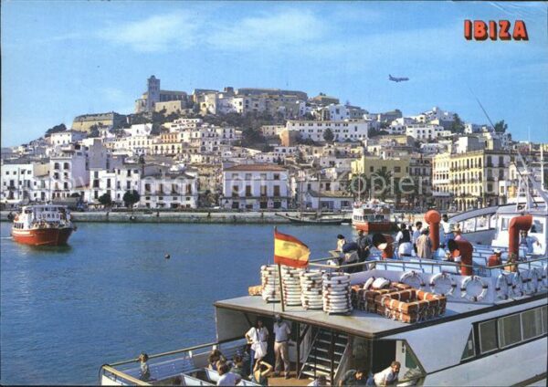 Ibiza Islas Baleares Hafenpartie Fähren