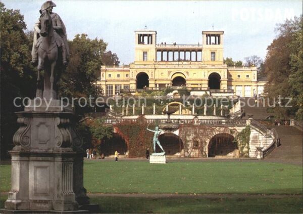 Potsdam Orangerie Reiterstandbild Friedrich der