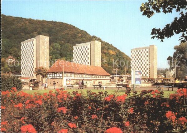 Suhl Thueringer Wald Waffenmuseum und Hochhäuser