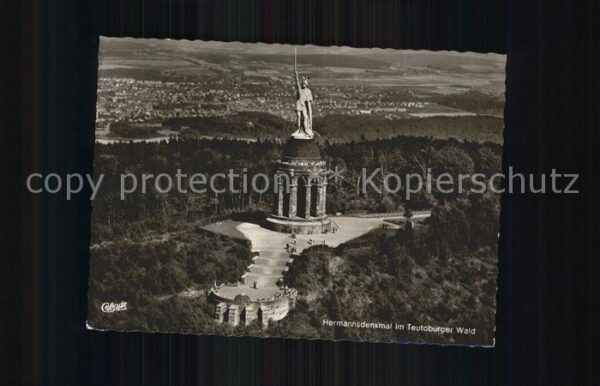 Hermannsdenkmal Teutoburger Wald Fliegeraufnahme