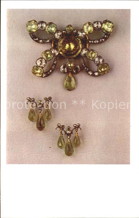 Schmuck Jewelry with Chrysolite 18th century US