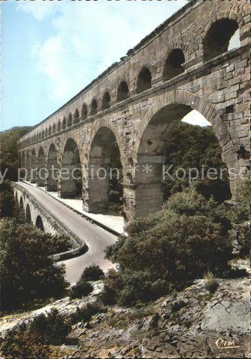Bruecken Bridges Ponts Pont du Gard