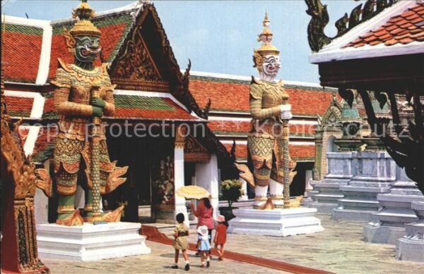 Bangkok Wat Phra Keo Guards Guarding