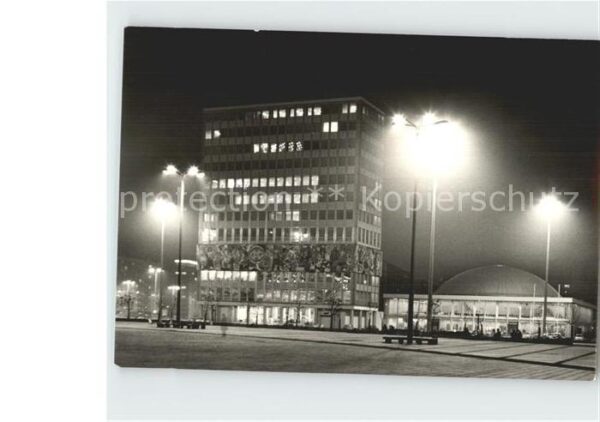 Berlin Haus des Lehrers Kongresshalle bei Nach