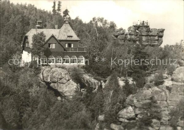 Oybin Töpferbaude Lochstein Felsentor