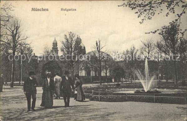 Muenchen Hofgarten
