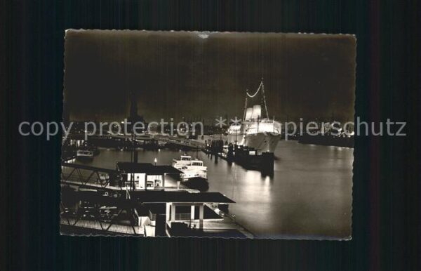 Hamburg Hafen bei Nacht