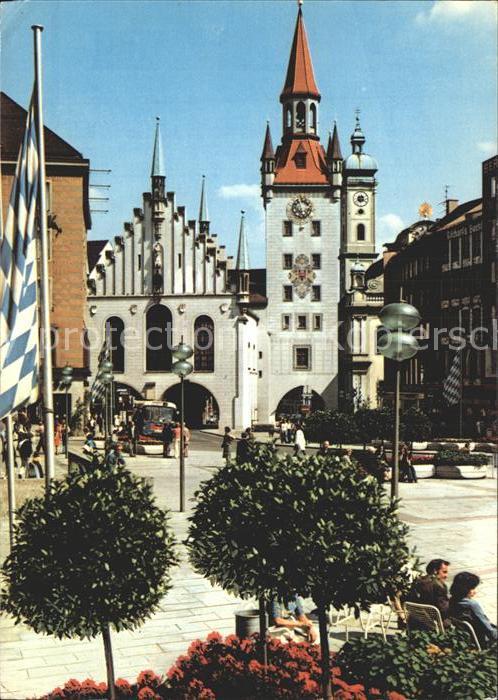 Muenchen Marienplatz alte Rathaus